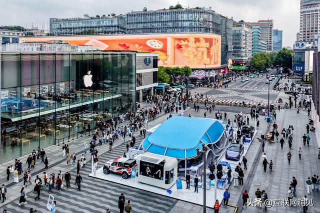 地平线杭州快闪携iCAR超级V23惊艳登场，解锁未来潮流出行新体验