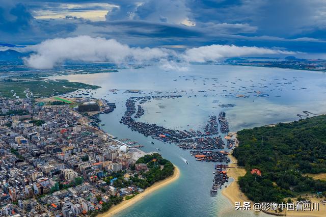 海南陵水：新村湾美景如画