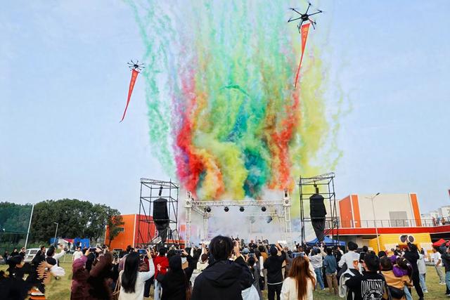 摇滚音乐嗨翻周末 南宁年轻人又有休闲好去处