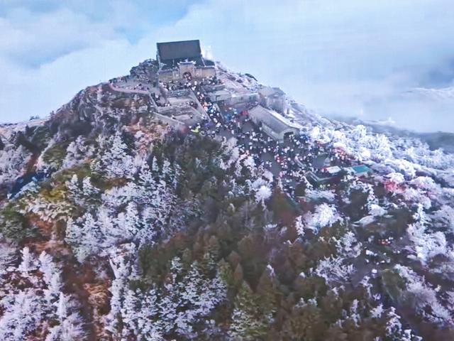 南岳衡山元旦假期“开门红” 年轻客群成消费主力军