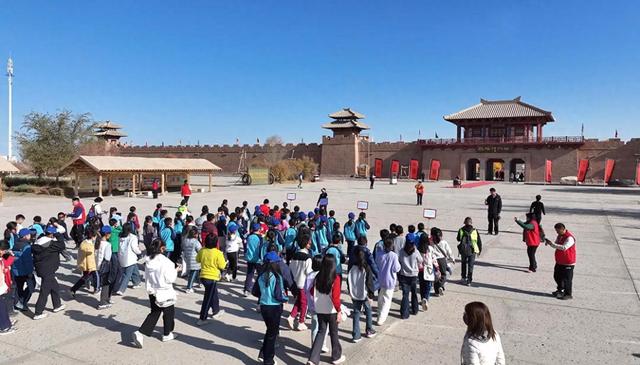 敦煌：研学活化文化根脉 书写文旅融合新答卷