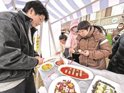 青海大通县第十五届冰雪旅游季系列活动启幕