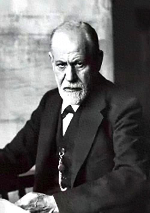 我采访了100个剩女，发现没“碰”过男人的女人，都有一个共性