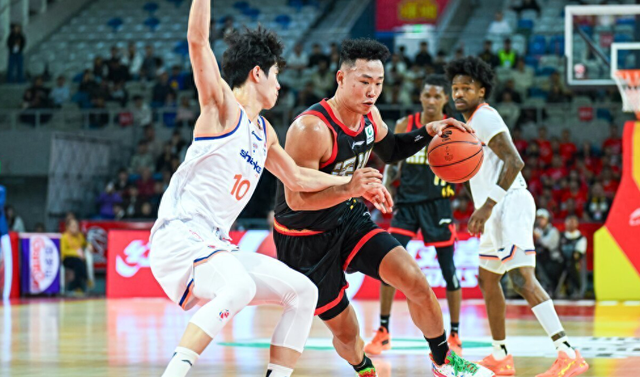 CBA第一黑马横空出世！连斩北京上海杀疯了：辽篮恐遭他们双杀？