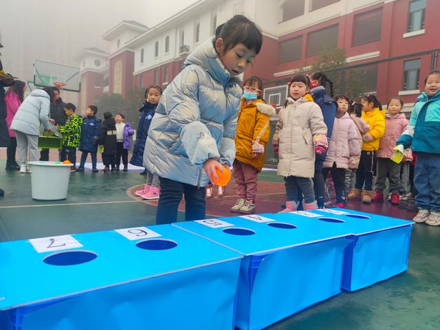 滚动长方体游戏攻略（开福区鹅秀小学游艺测评）