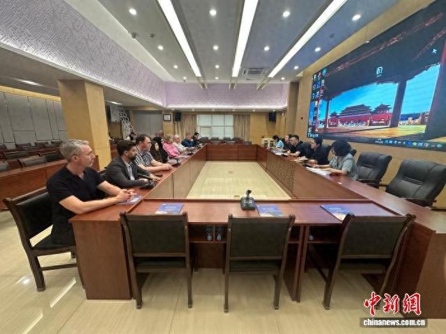 澳大利亚旅行商赴广西“踩线” 在山水之间寻觅旅游合作新机