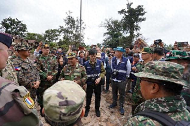 停火之后，柬埔寨遭遇奇耻大辱，20名士兵被俘，泰首相回复很轻蔑
