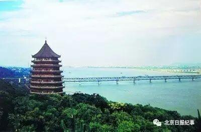 炸桥小游戏破解版（中国人自己设计的现代化大桥）