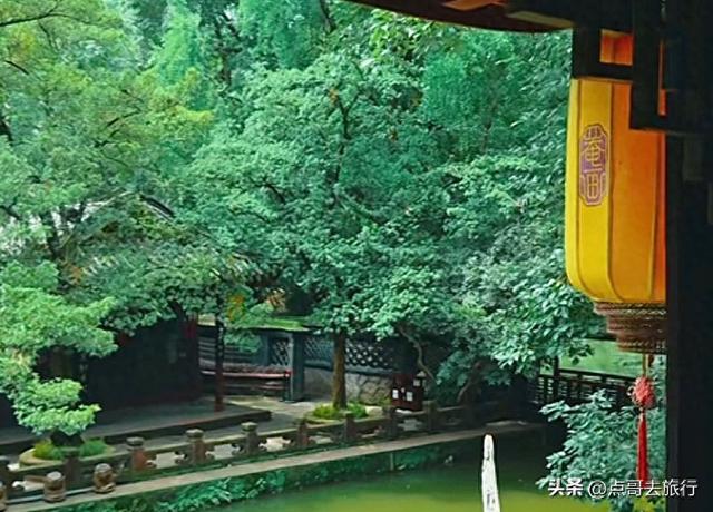 成都清凉避暑胜地，千年前就已闻名，风景如仙境，地铁公交直达！