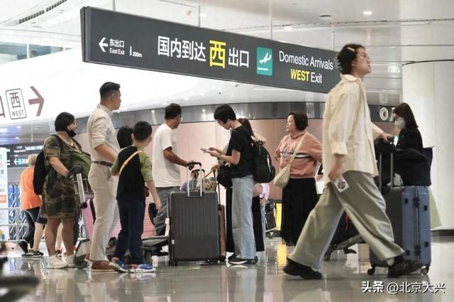 较去年提前20天！大兴机场2025年旅客吞吐量突破4000万人次