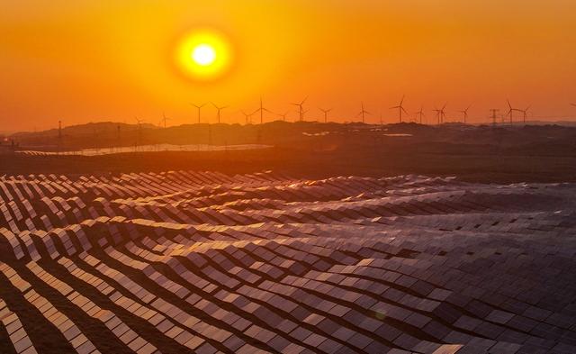 镜观中国·新华社国内新闻照片一周精选丨宁夏—湖南±800千伏特高压直流输电工程投产送电（8）