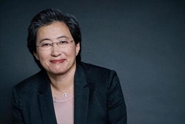 比“芯片制裁”还可怕！美国芯片专家多数是华人，她更是顶尖大佬