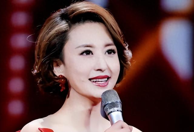 包养四个男子，嫁给七旬富翁？央视女主持私生活传闻有多荒唐？