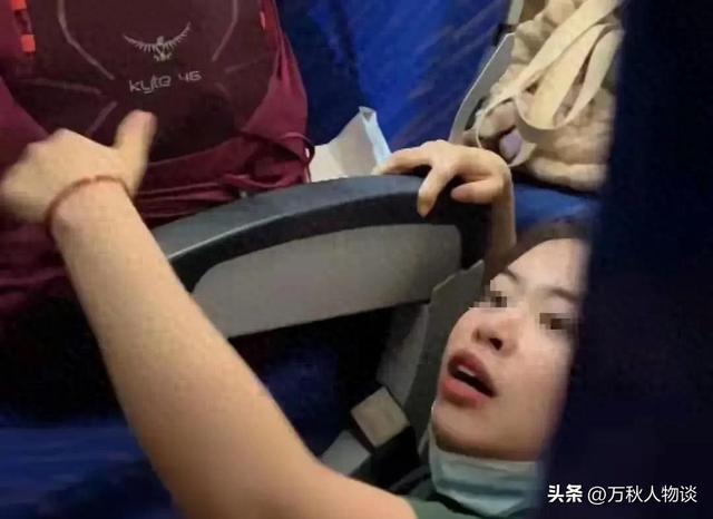 南航航班冲突后续：“熊孩子”家长护短打人，恶心的一幕还是出现
