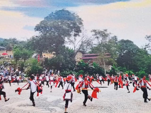 可邑小镇阿细居：彝族阿细传统驿 神佑之地宜居邑