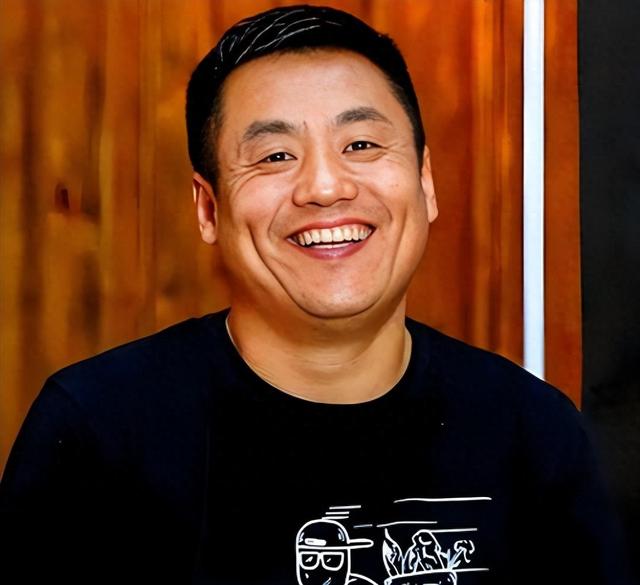 赵本山也想不到，一向老实本分的宋晓峰	，会在过年前，栽个大跟头