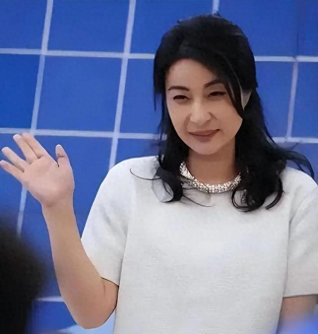 人民日报采访这次，郭晶晶只字未提全红婵，却给全红婵提了个醒