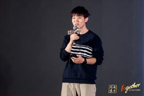 灰羊：AI在短期内难以取代播客的情感元素与聊天感 | 2025品牌大会