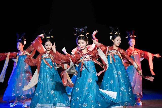 深圳锦绣中华开启59天国风潮玩之旅，沉浸式文旅融合新范式引期待