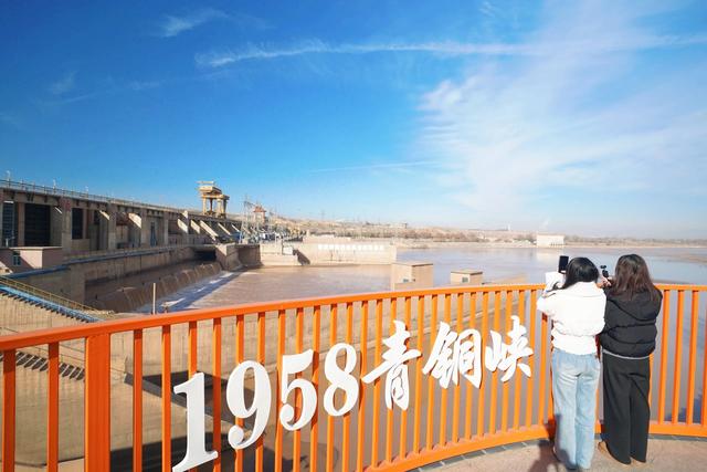 黄河穿峡，古渠流韵——宁夏青铜峡的千年水利传奇