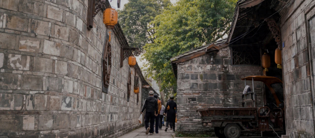 探寻老街巷褶皱里的城市密码，感受正宗郫都味~