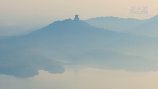水墨氤氲 宛若“千里江山图”