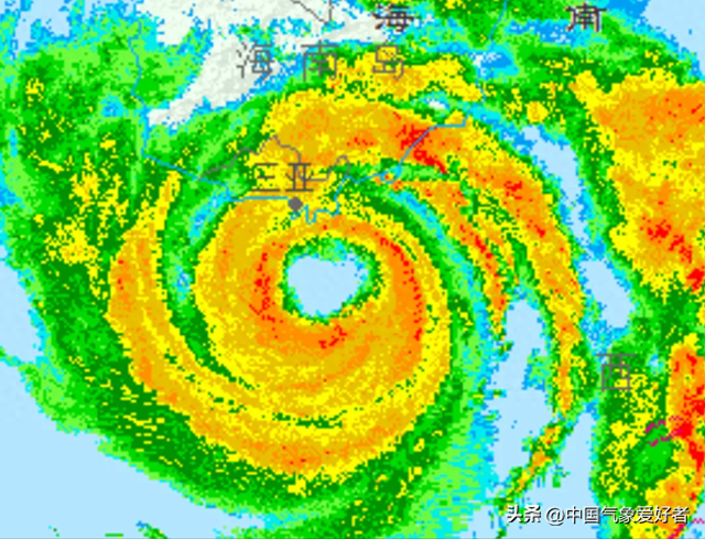 危险大暴雨来了:台风冰雹雷暴难解南方高温,北方新危险暴雨将启动