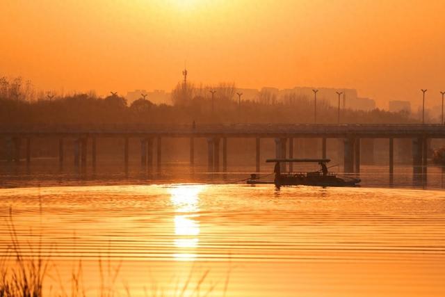 新聊新景丨徒骇河畔：水天一色 浮光跃金