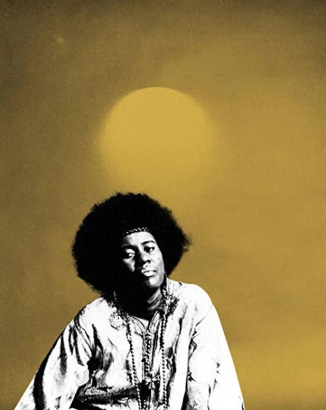 极乐之歌：爱丽丝·柯川的音乐修行