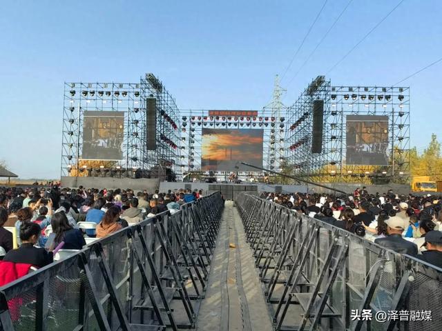 金湖杨间听金曲，泽普开启文旅融合旅游新体验