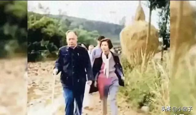 1959年陈毅回到四川老家,妻子张茜年仅37岁,长相出众,气质一流