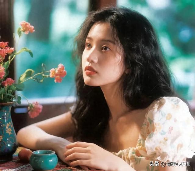 两性关系：拿下女人，最快的方法，不是经常联系，而是这“一招”