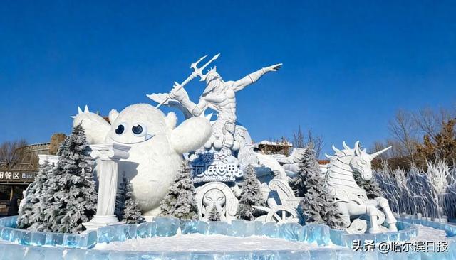 【冰城宠客+1℃】企鹅赛跑、雪地打怪，波塞冬“冰雪童话季”成游客顶流新宠