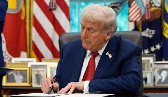 特朗普明牌了：美国取消芬太尼税，中国买美国大豆、取消稀土管控
