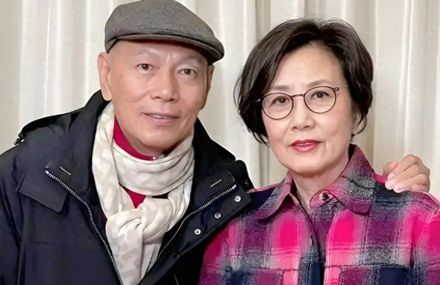 终于发火了！汪明荃指责老伴罗家英：胡说八道，大嘴巴，不尊重我