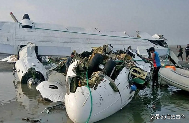 南海撞机王伟成功跳伞，为啥10万人都找不到他？直到20多年后才懂