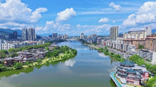 绵广：多说“超”，少喊“Zuá”