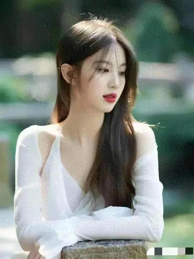 贵州一校花,仙姿玉色172cm身段45kg,美得太犯规,让人移不开眼