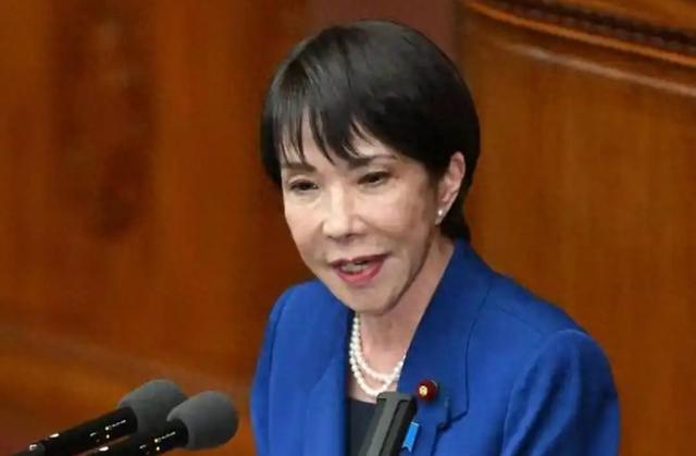 中日谈完了	，日本官员沉默离开，高市无牌可打，连美国也撤走中导