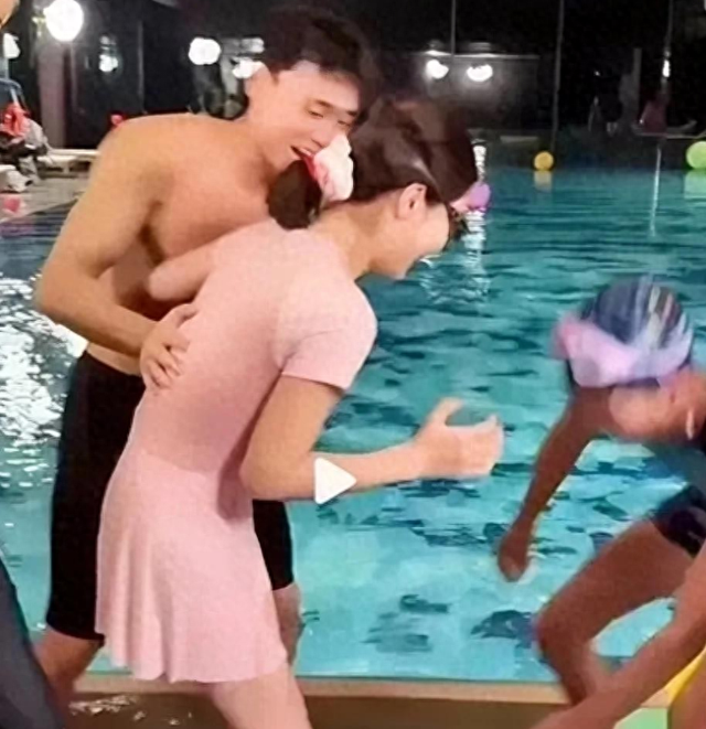 快手沸腾了，深夜出现大量不雅的内容，服务器故障，官方紧急回应