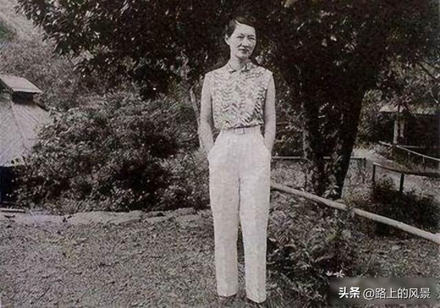 这是张学良老婆赵四小姐真实样貌，并非演员饰演而是货真价实真品