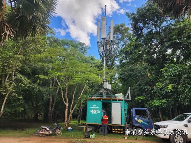 暹粒省增设信号站：迎接亡人节与“塔尖日出”游客潮