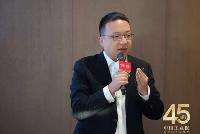 徐鹏：携手推进“航空报国”梦，共筑满天繁星的未来