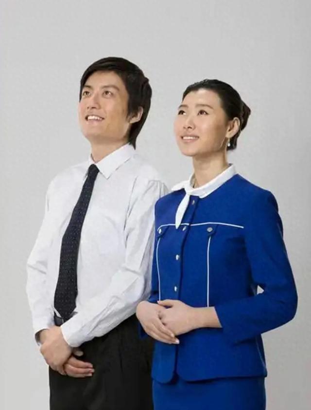 笑迎客暖世界