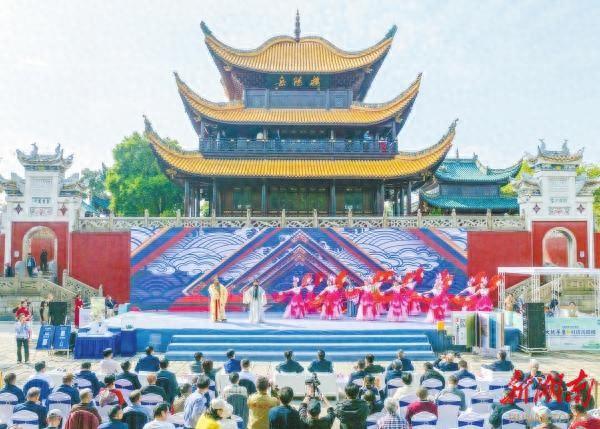 岳阳楼日，叩问千年的忧乐回响——文旅深度融合视野下的“岳阳楼日”观察