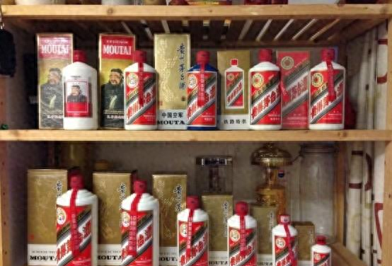 1978年供销社打折，收藏的一箱老茅台现在成啥样了？酒还能喝吗？