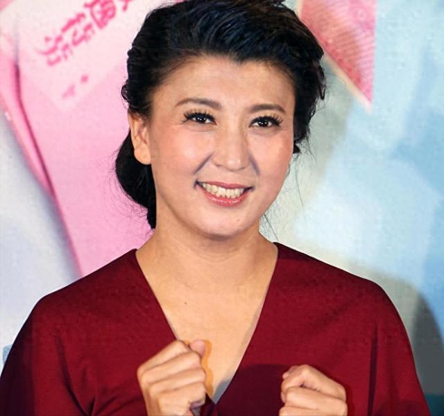 闫学晶风波终于落幕，6个男人惨遭牵连	，儿媳与继女最不好过