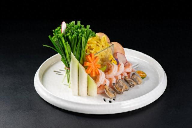 【厨房必学】韭黄炒虾仁：十分钟搞定鲜嫩多汁的下饭神器！