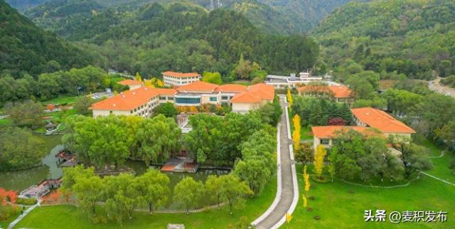 【东方微笑 多彩麦积】摄影师看麦积 | 和谐园里风光如诗画（上）