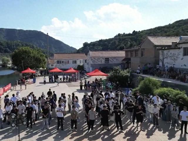 “黄燕溪谷”文化季：乐动溪谷，青春同游